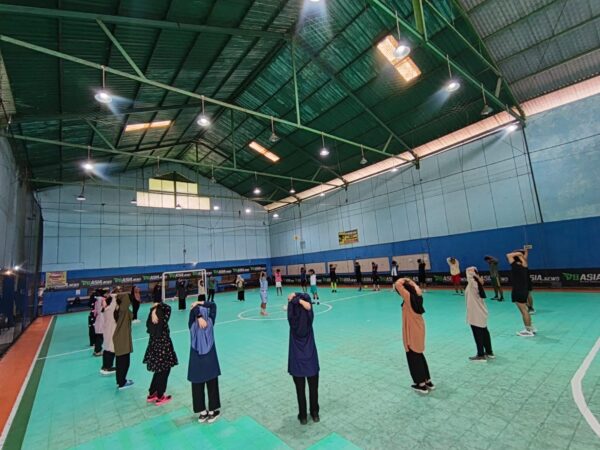 IIclass meeting II Kegiatan Pembelajaran Luar Kelas : Lomba Bulu Tangkis & Futsal